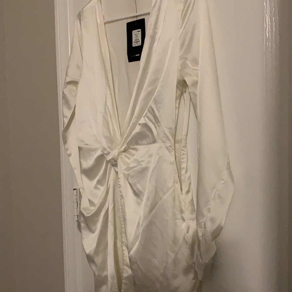 Never Used - image 3